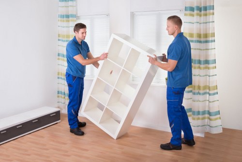 Preparation checklist and moving supplies for Harrow customers